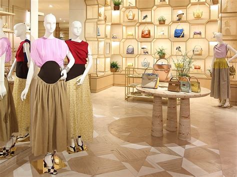 tory burch outlet shop.